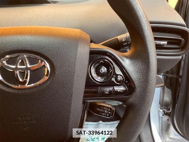 Toyota PRIUS 2021-01 7933796-19