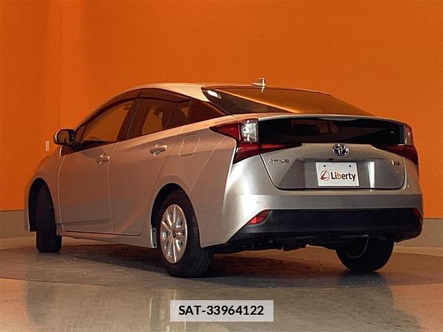 Toyota PRIUS 2021-01 7933796-9