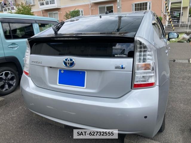 Toyota PRIUS 2011-07 7934001-12