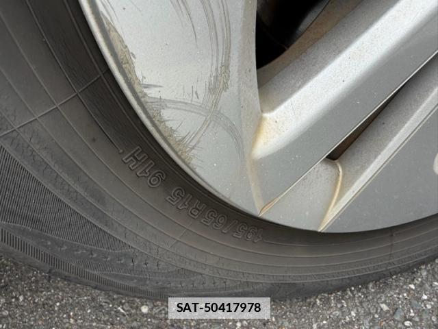 Toyota PRIUS 2017-10 7934005-6