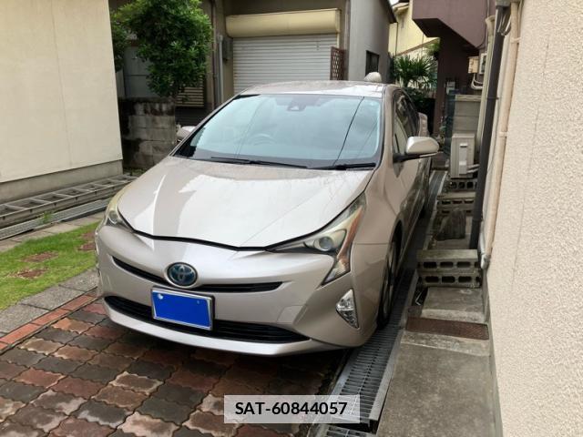 Toyota PRIUS 2016-07 7934008-0