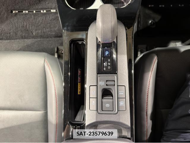 Toyota PRIUS 2023-09 7934018-15