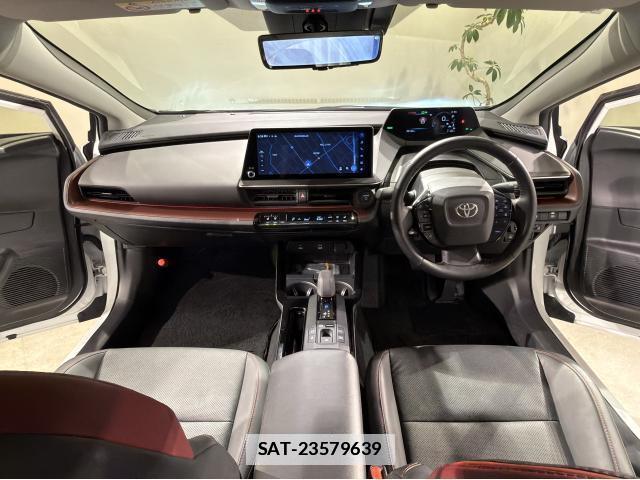 Toyota PRIUS 2023-09 7934018-2