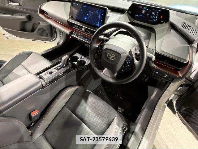 Toyota PRIUS 2023-09 7934018-5