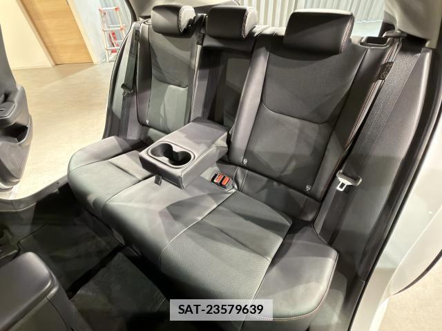Toyota PRIUS 2023-09 7934018-6