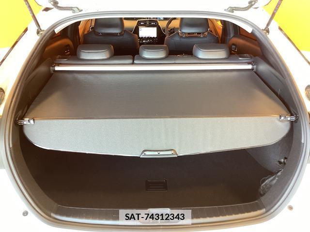 Toyota PRIUS 2020-04 7934162-13