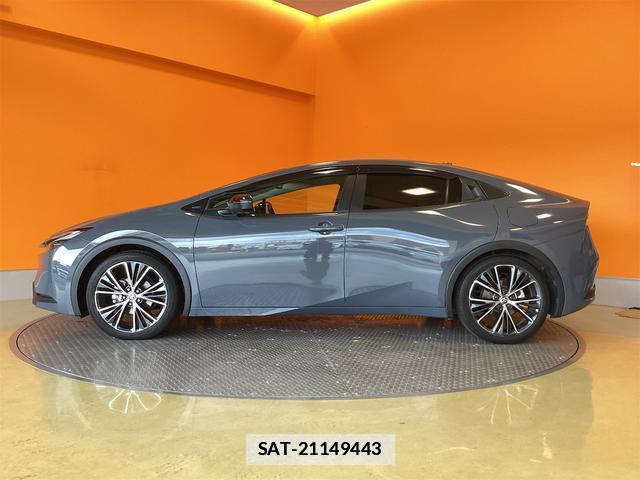 Toyota PRIUS 2024-03 7934166-7