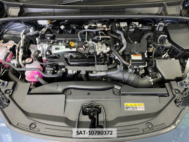 Toyota PRIUS 2024-06 7934195-17