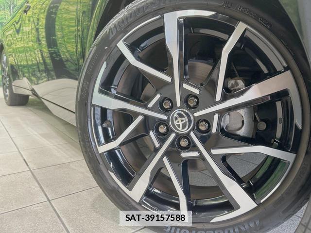 Toyota PRIUS 2024-04 7934333-12