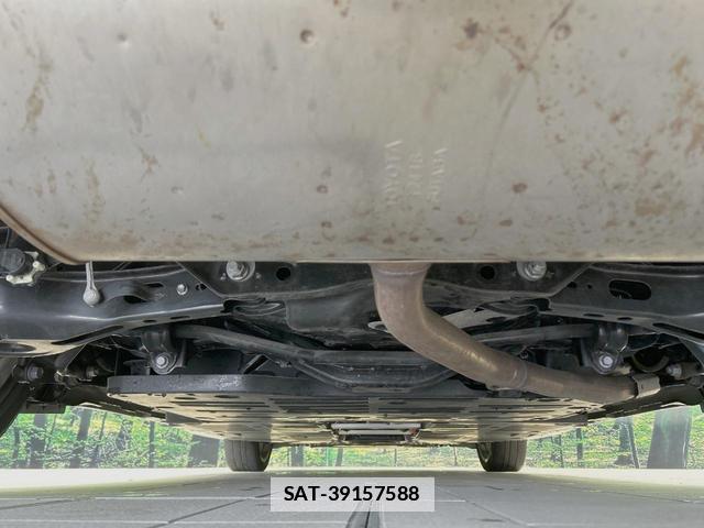 Toyota PRIUS 2024-04 7934333-18