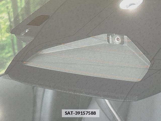 Toyota PRIUS 2024-04 7934333-4