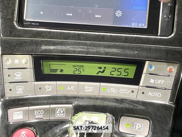 Toyota PRIUS 2014-05 7934511-7
