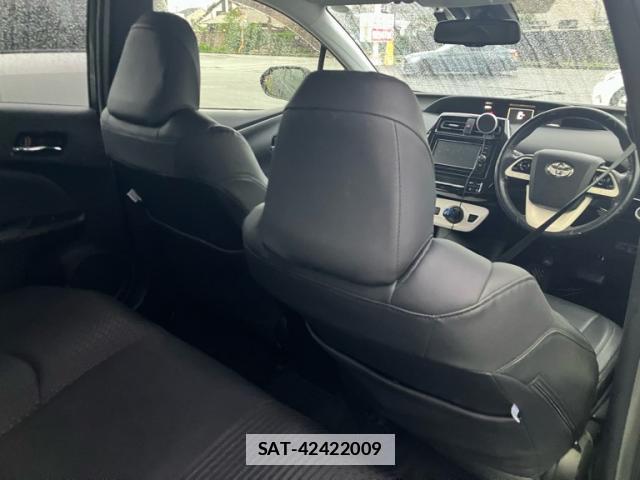 Toyota PRIUS 2017-05 7934777-18