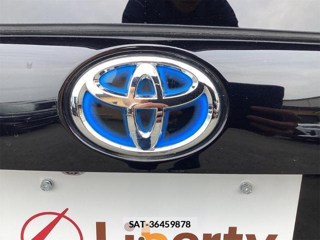 Toyota PRIUS 2022-11 7934821-17