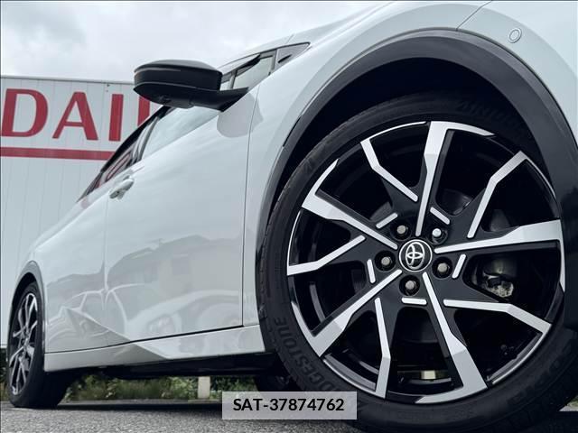 Toyota PRIUS 2023-07 7935033-10