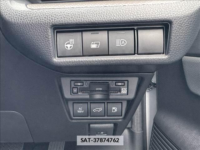 Toyota PRIUS 2023-07 7935033-14