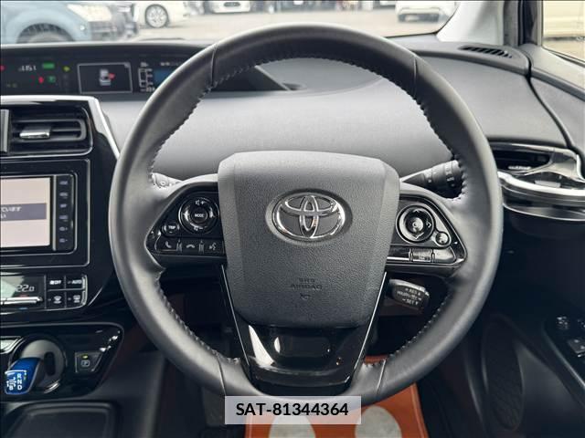 Toyota PRIUS 2019-05 7935037-12