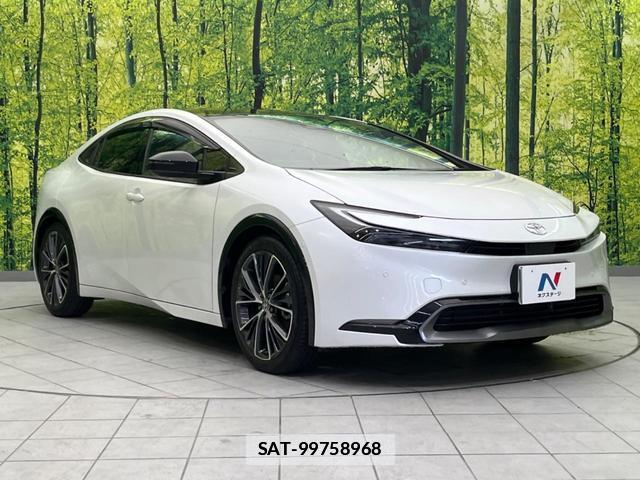 Toyota PRIUS 2023-07 7935340-16