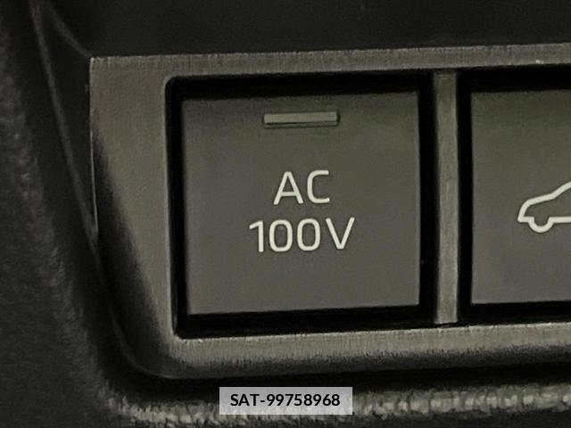 Toyota PRIUS 2023-07 7935340-3