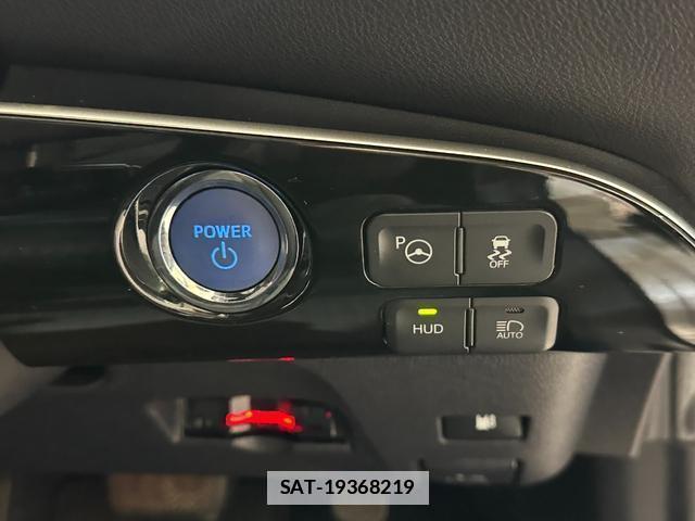 Toyota PRIUS 2017-05 7935629-9