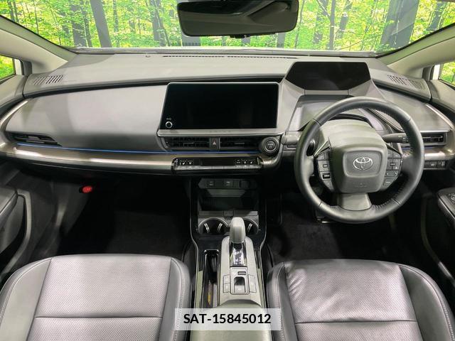 Toyota PRIUS 2023-05 7935936-1