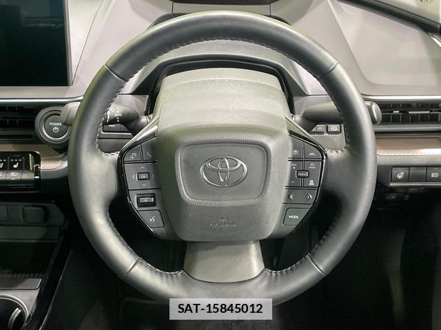 Toyota PRIUS 2023-05 7935936-10