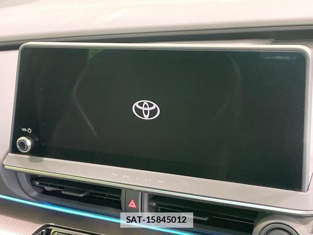 Toyota PRIUS 2023-05 7935936-2