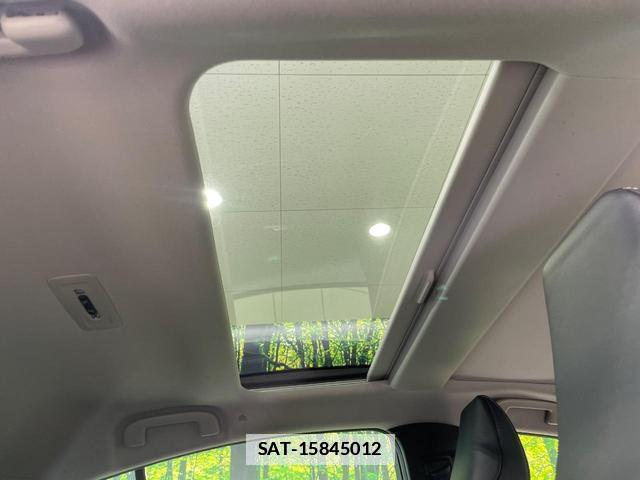 Toyota PRIUS 2023-05 7935936-3