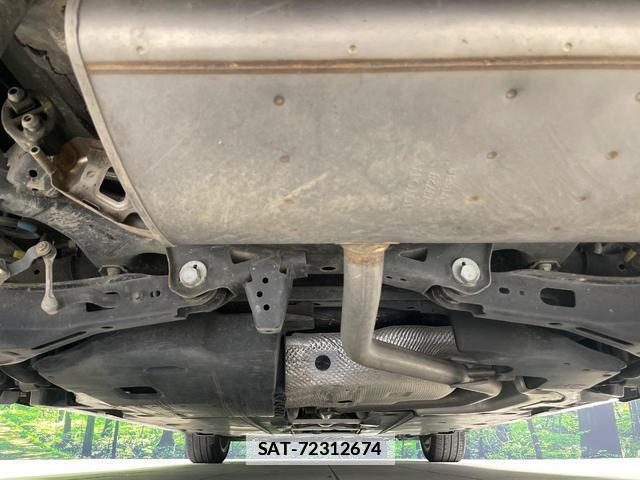 Toyota PRIUS 2016-09 7935943-18