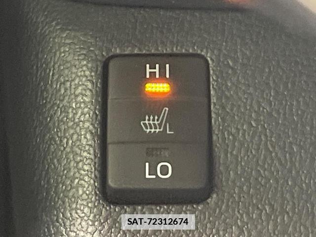 Toyota PRIUS 2016-09 7935943-6