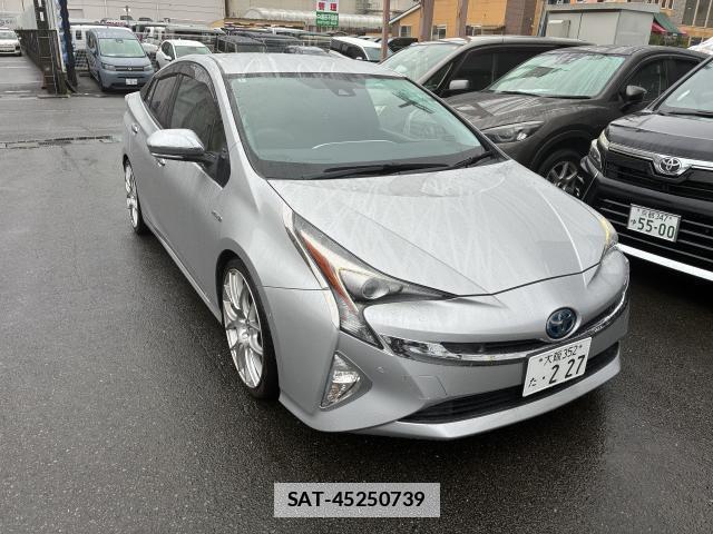 Toyota PRIUS 2018-01 7936287-0
