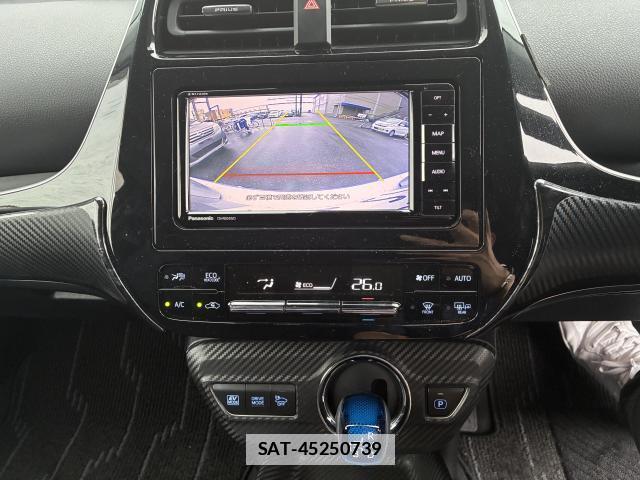 Toyota PRIUS 2018-01 7936287-11