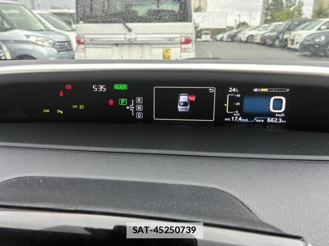 Toyota PRIUS 2018-01 7936287-9