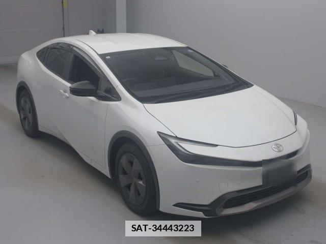 Toyota PRIUS 2024-04 7936491-0