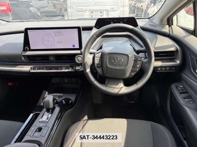 Toyota PRIUS 2024-04 7936491-2