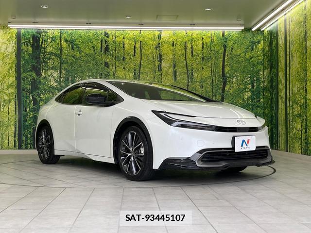 Toyota PRIUS 2023-06 7936763-15