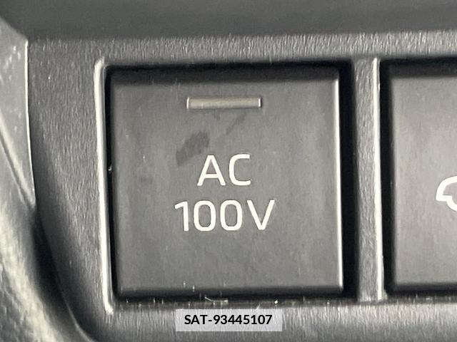 Toyota PRIUS 2023-06 7936763-4