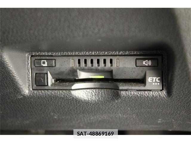 Toyota PRIUS 2017-02 7936872-3