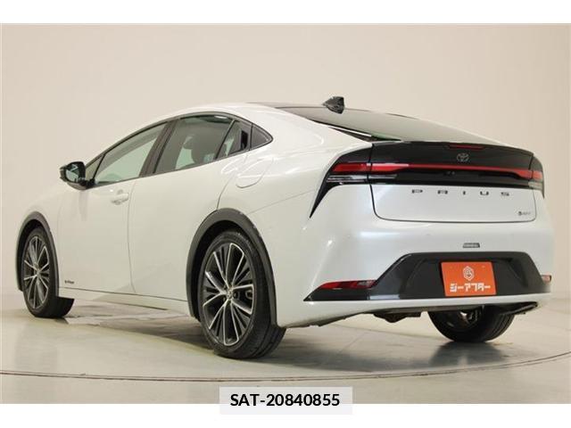 Toyota PRIUS 2025-04 7936874-9