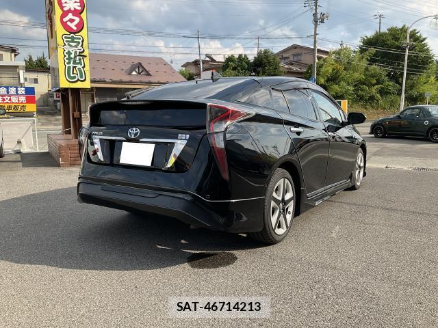 Toyota PRIUS 2016-12 7937259-1