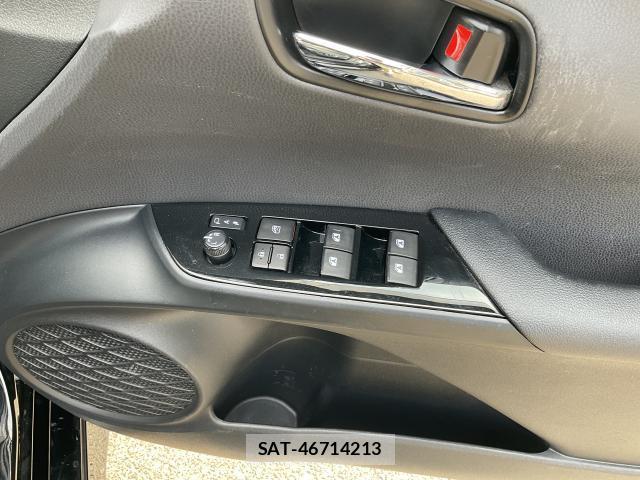 Toyota PRIUS 2016-12 7937259-10