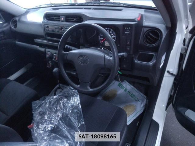 Toyota PROBOX 2023-04 7933878-2