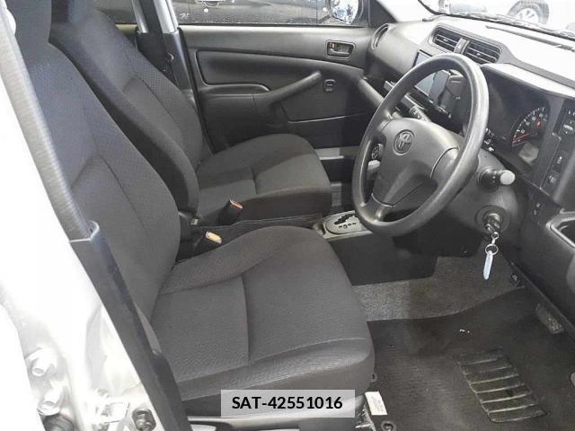 Toyota PROBOX 2022-07 7933888-6