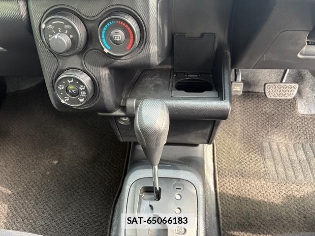 Toyota PROBOX 2016-11 7935324-13