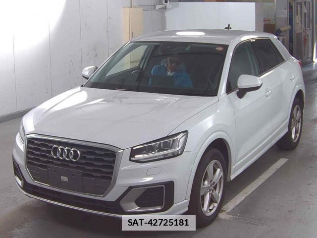 Audi Q2 2019-09 7935990-4