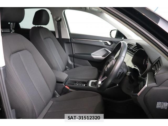 Audi Q3 2022 7936142-13