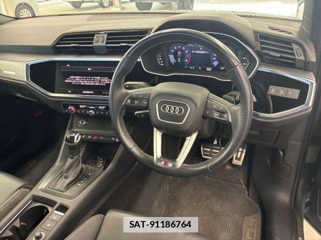 Audi Q3 2023-01 7936504-2
