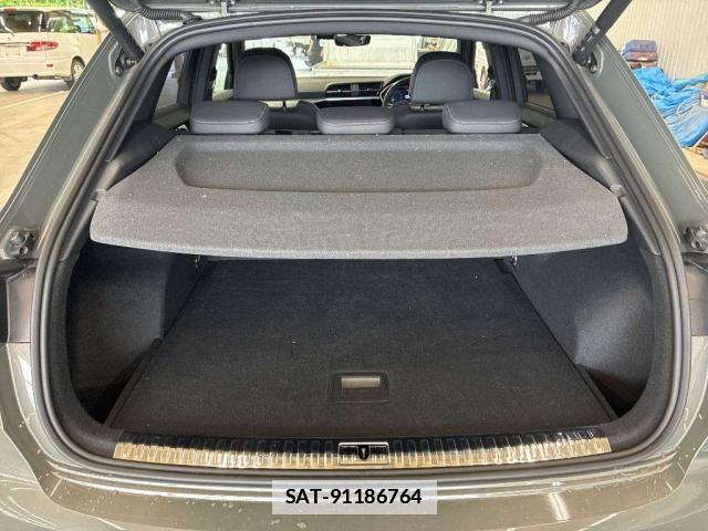 Audi Q3 2023-01 7936504-6