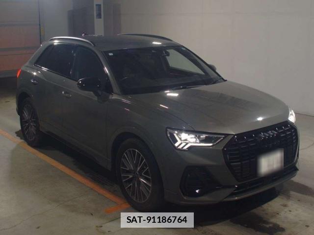 Audi Q3 2023-01 7936504-7