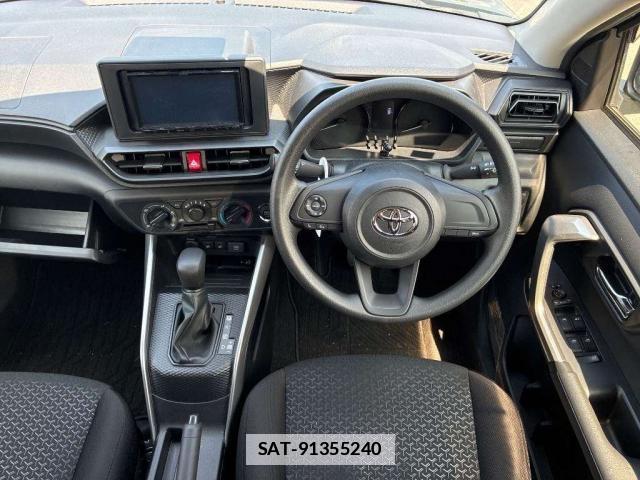 Toyota RAIZE 2023-09 7933862-2